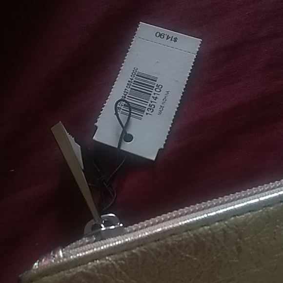 NWT Express Gold Clutch - Picture 2 of 2